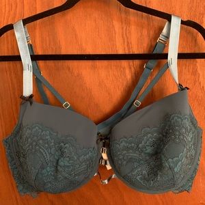 Lane Bryant Cacique 44DD bra